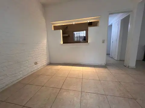 Depto Tipo Casa 2 ambientes con 1 baño