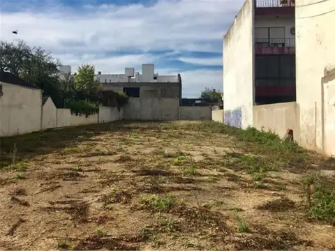 ALQUILER TERRENO CASTELAR CERCA ACCESO OESTE 900M2