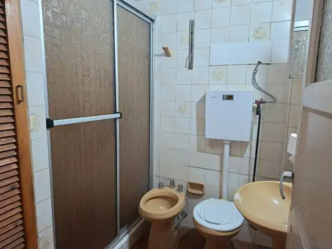 Departamento 5 ambientes con 1 baño