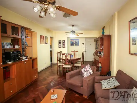 Departamento en Venta en Flores, USD 185.000