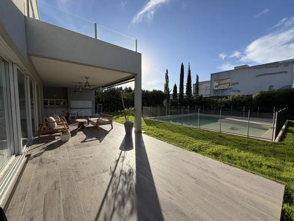 Casa en Venta en San Sebastian, Rosario - Argenprop