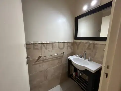 VENTA  Departamento Semi-piso 4 Ambientes con dependencia  Palermo Botanico