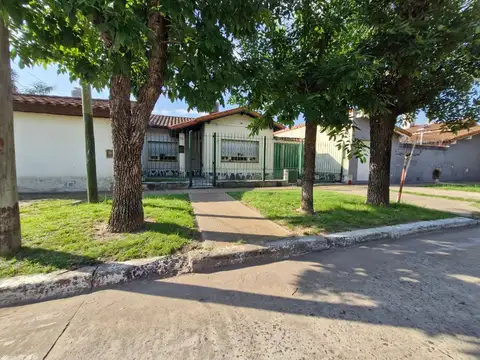 Casa en Venta en Banfield, USD 92.000