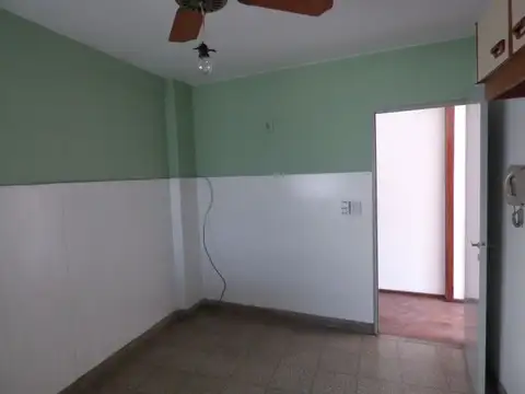 Departamento Segundo Piso Escalera