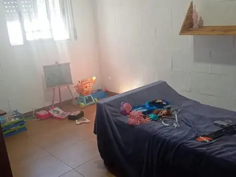 Depto Tipo Casa en Venta en Lomas del Mirador, USD 240.000