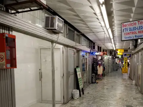avenida rivadavia 5200, Piso pb