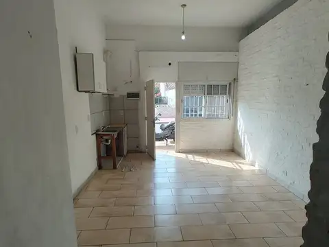 VENTA PH MONOAMBIENTE MORON, APTO CREDITO!