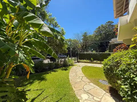 Casa en Alquiler de 4 dormitorios