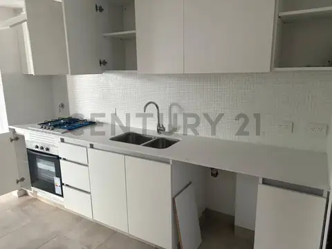 CASA EN VENTA EN LA PLATA (3 DORMITORIOS)