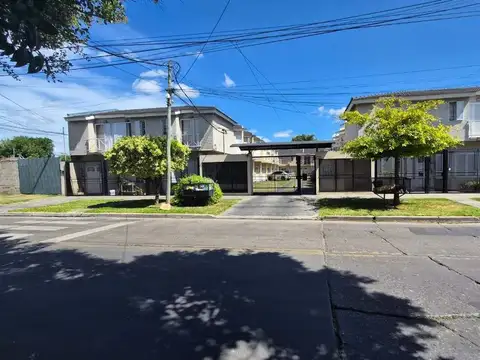 VENTA DUPLEX 3 AMBIENTES VILLA BOSCH  PATIO 