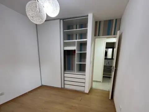 Departamento en Alquiler en Bernal, $ 1.000.000