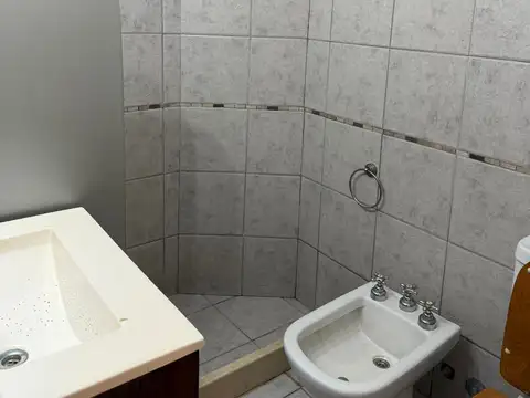 Depto Tipo Casa en Alquiler de 1 dormitorio