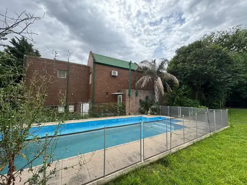 Excelente casa en Fisherton en barrio privado 4 dormitorios