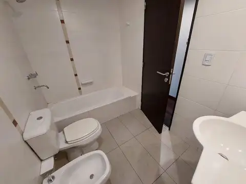 Departamento en Alquiler en Puerto Norte, $ 2.100.000
