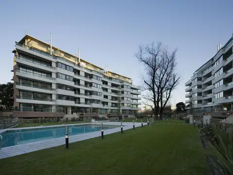 Av. Central Argentino al 100