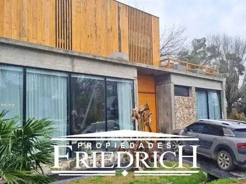 CASA EN VENTA COUNTRY BANCO PROVINCIA