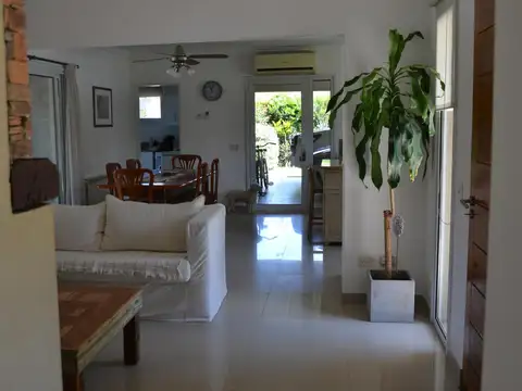 Casa en Alquiler de 3 dormitorios