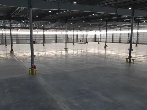 Galpon en Alquiler A Estrenar