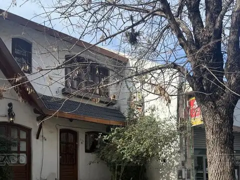 Martínez Castro 200