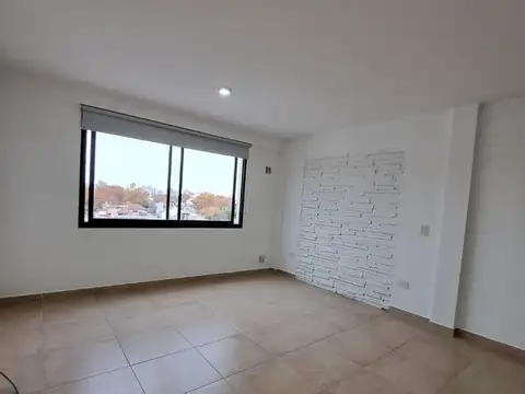 Departamento en Alquiler en Lanus Oeste, $ 420.000