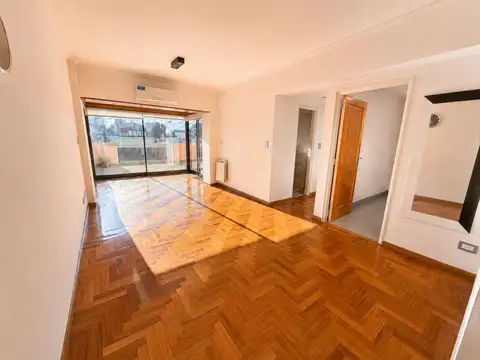 Tinogasta 3100, Piso 3