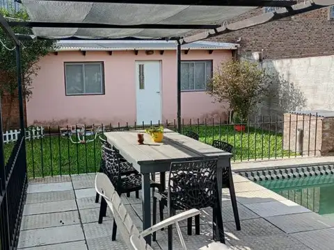 Casa 9 ambientes con 1 baño