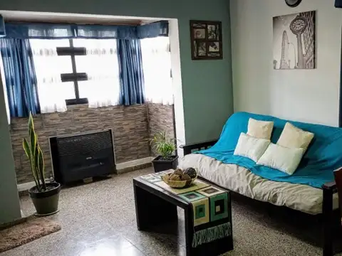 Casa de 3 dormitorios - Granadero Baigorria