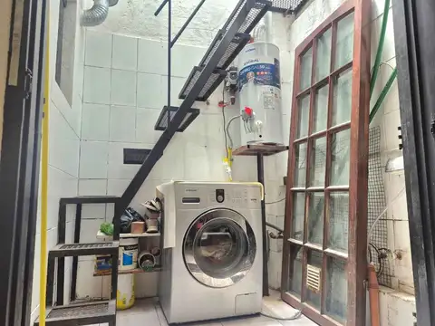 Depto Tipo Casa en Venta de 3 ambientes