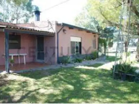 QUINTA CUARENTA Y SIETEE 100, Piso 0