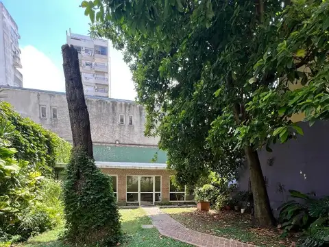 Pellegrini 1300, Piso 9