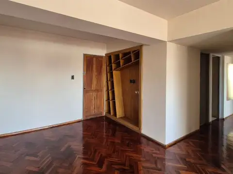 Departamento en Alquiler de 3 dormitorios