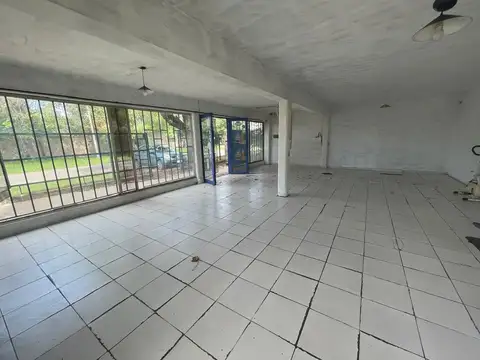 Alquiler Local Comercial en Fisherton