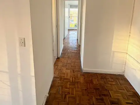 3 AMBIENTES PISO ALTO VISTA PANORAMICA IMPECABLE