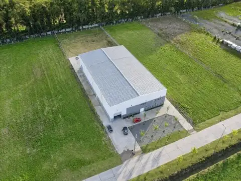VENTA Nave industrial de 1.600 m² sobre terreno de 4.900 m² – Polo Industrial Ezeiza A ESTRENAR...
