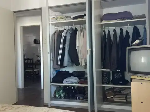 Departamento 3 Ambientes en Monte Castro al Frente con Vista Abierta