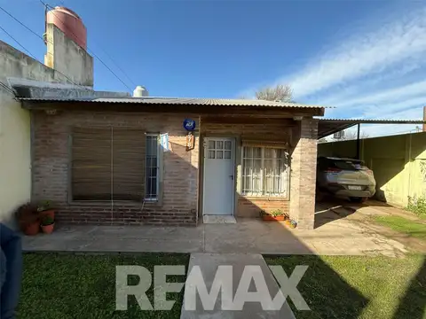 EN VENTA CASA 2 DORM Y COCH - TERRENO DE 10X50