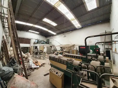 Av. Battle y Ordoñez al 600