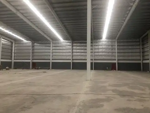 Depósito de 3.500 m2 cubiertos en Parque Industrial Pilar