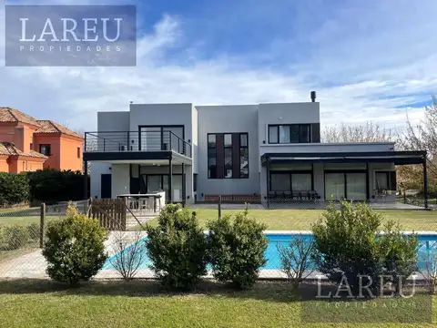 Casa en La Berlina, Pilará.