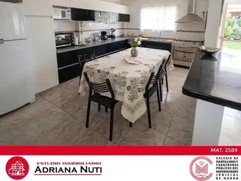 Casa en Venta en El Palomar, USD 185.000