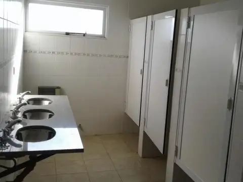 Local en Venta en Bragado, USD 240.000