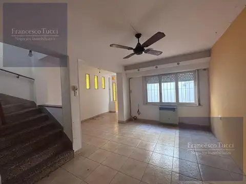 Depto Tipo Casa 4 ambientes con 1 baño