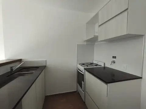 8 entre 38 y 39 300