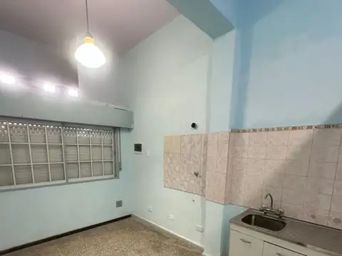 Casa en Alquiler en Gregorio de Laferrere, $ 400.000