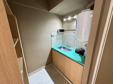 Alquiler Monoambiente con patio en Planta Baja.