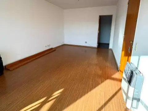 Paraguay 2348 , Piso 8
