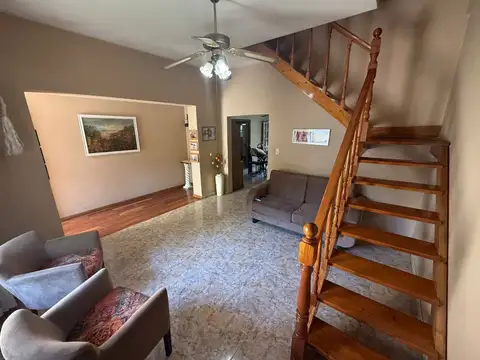 Casa en Venta en Lomas De Zamora, USD 120.000