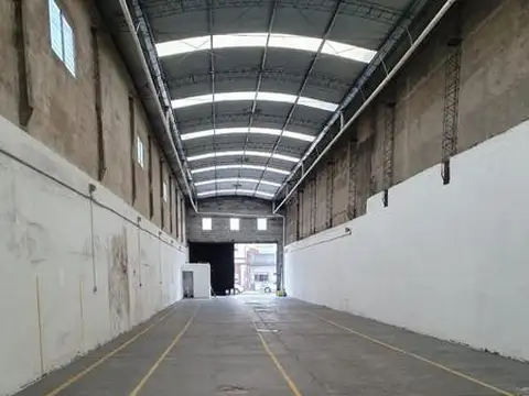 Galpon en Alquiler 50  mts Fondo