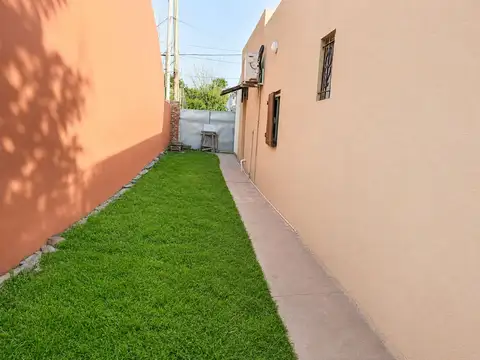CASA EN VENTA EN SAN VICENTE 3 DORMITORIOS