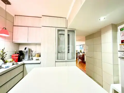 Departamento 6 ambientes con 3 baños